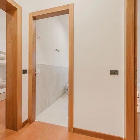 Apartment Casa Rivoli - Private Garden & Free Parking